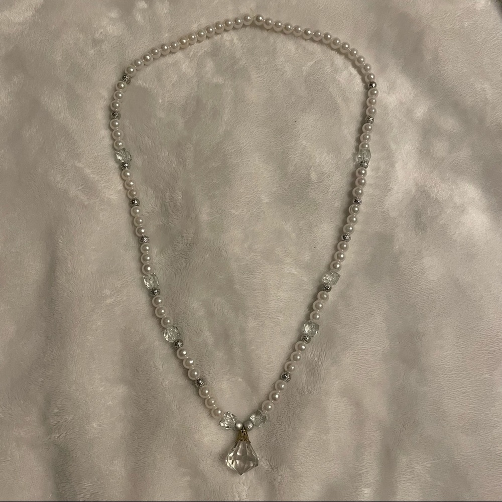 NWOT Beaded Pearl Necklace with Silver Accents